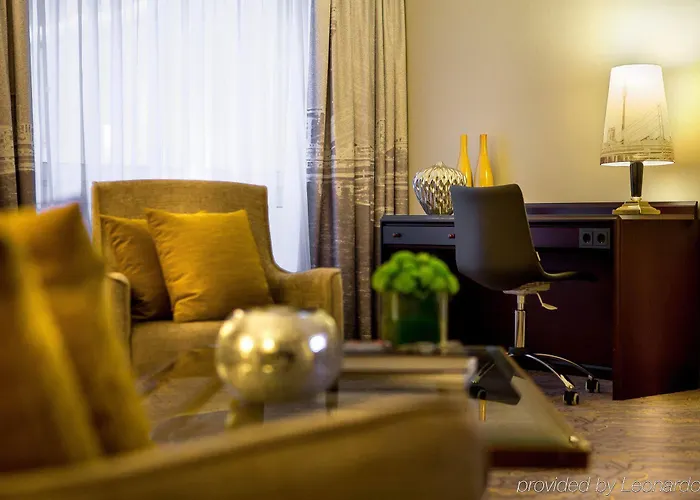 Hotel Renaissance 4*
