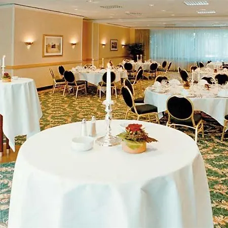 Ξενοδοχείο Renaissance 4*