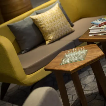 Renaissance Ντίσελντορφ