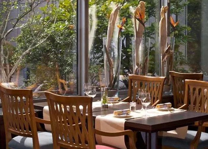 מלון Renaissance