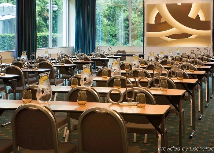 Renaissance מלון