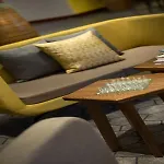 Renaissance 4*