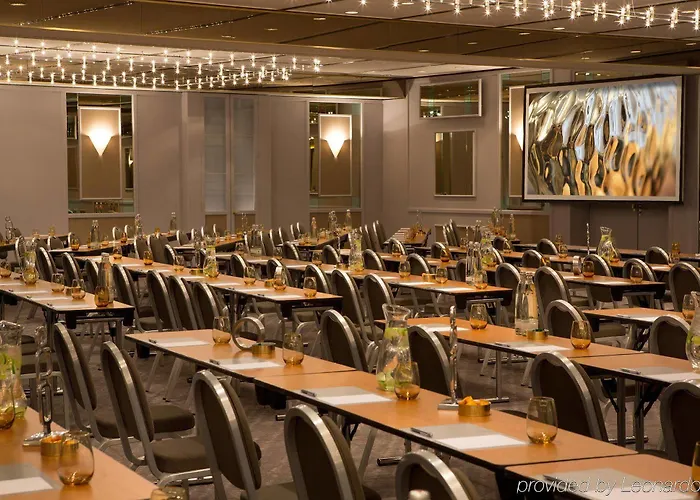 Hotel Renaissance Dusseldorf