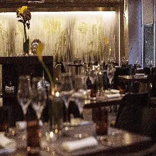 Renaissance ホテル