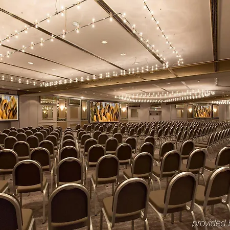 ホテル Renaissance