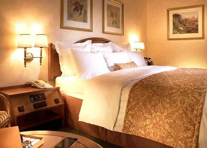 Otel Renaissance Düsseldorf